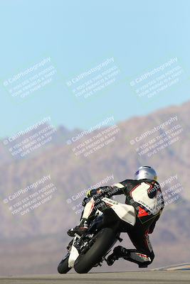media/Jan-13-2024-SoCal Trackdays (Sat) [[9c032fe5aa]]/Turn 9 Backside (110pm)/